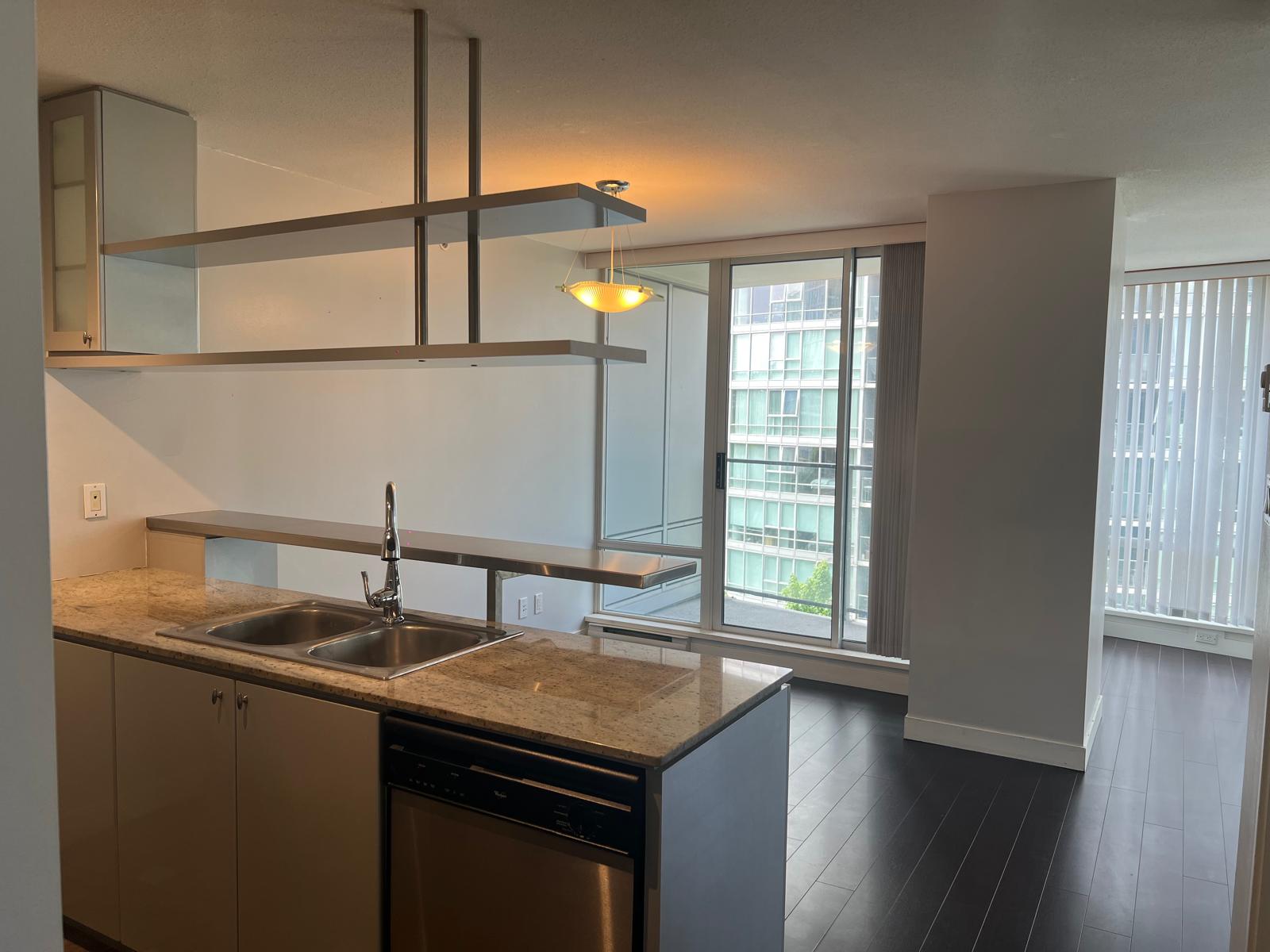 #706 1438 Richards St - 1